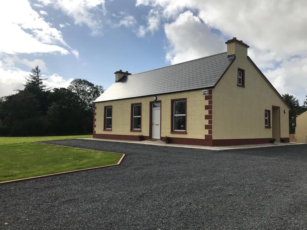 Joes Cottage Clarecastle Екстер'єр фото